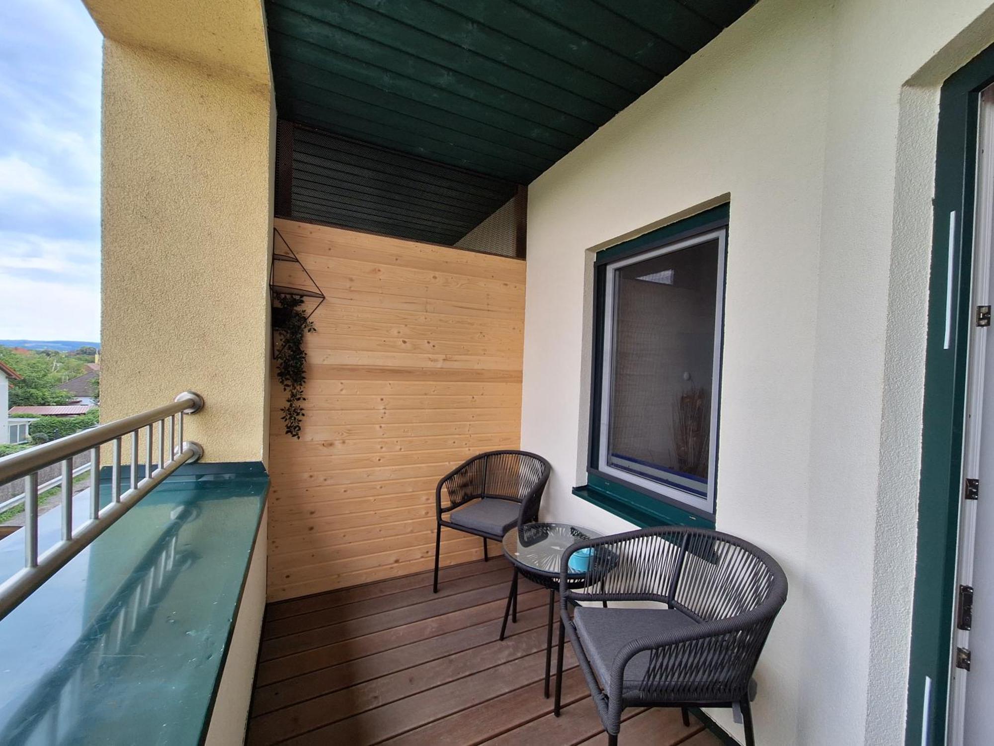Traismauer Apartment *